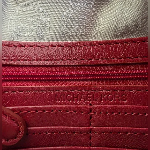 Michael Kors Sloan Quilted Leather Shoulder Bag- Red- Gold Chain Strap- Like New - Picture 16 of 16